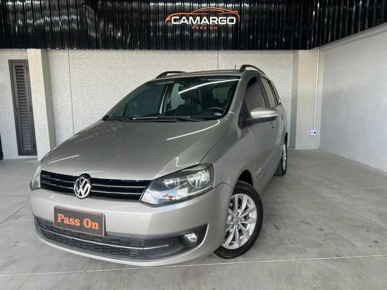 VOLKSWAGEN SPACEFOX 1.6 MI SPORTLINE 8V FLEX 4P MANUAL VOLKSWAGEN SPACEFOX 1.6 MI SPORTLINE 8V FLEX 4P MANUAL